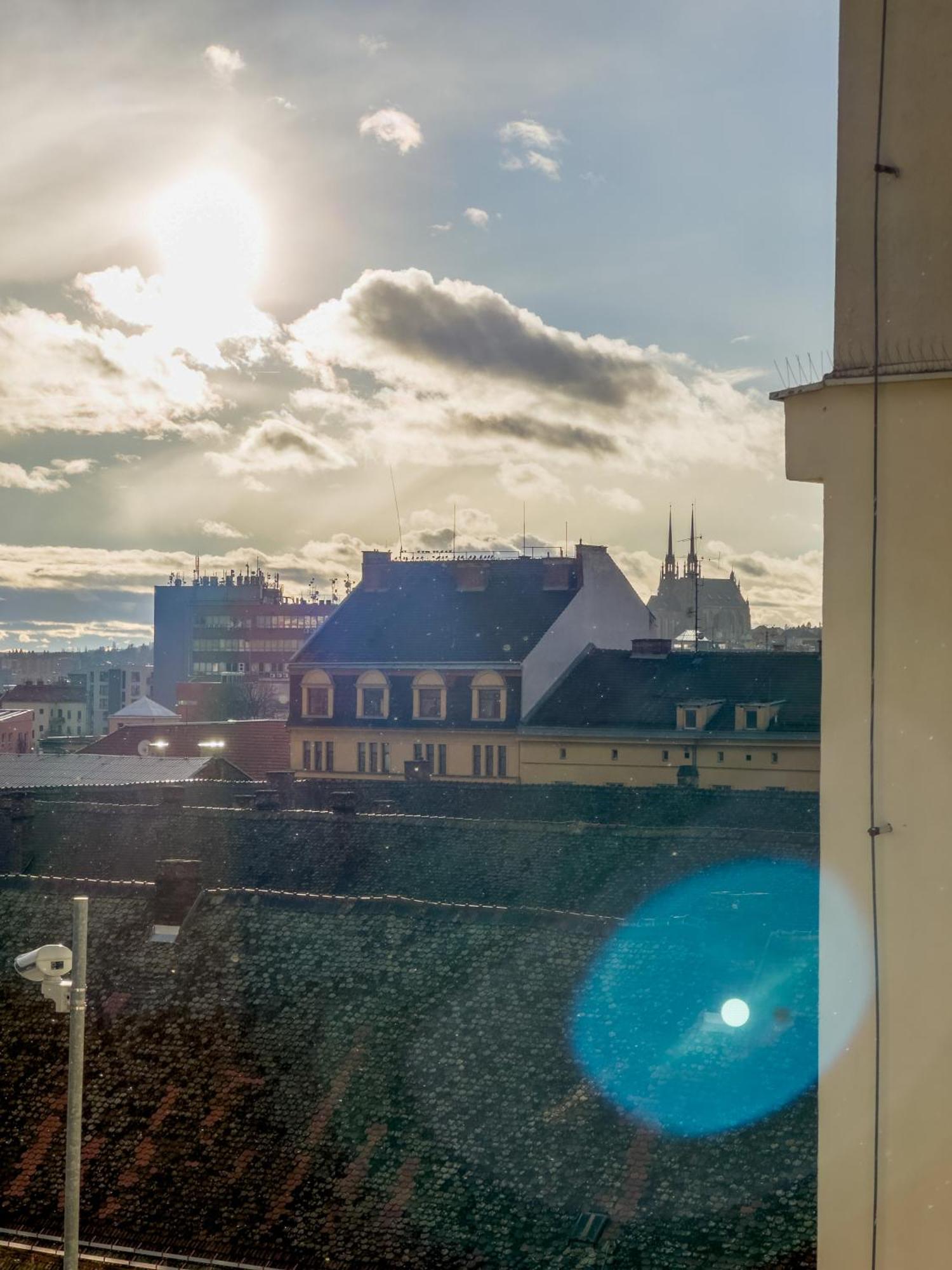 Haas Apartments Downtown With Parking Brno Luaran gambar